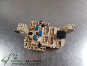 Używane Skrzynka bezpieczników Suzuki Swift (ZA/ZC/ZD1/2/3/9) 1.3 VVT 16V Cena € 75,00 Procedura marży oferowane przez Kleine Staarman B.V. Autodemontage