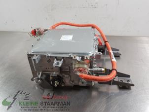 Używane Przetwornica Mitsubishi Outlander (GF/GG) 2.0 16V PHEV 4x4 Cena na żądanie oferowane przez Kleine Staarman B.V. Autodemontage