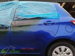 Używane Drzwi lewe tylne wersja 4-drzwiowa Toyota Yaris III (P13) 1.5 16V Hybrid Cena € 100,00 Procedura marży oferowane przez Kleine Staarman B.V. Autodemontage