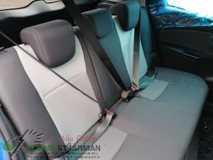 Używane Pas bezpieczenstwa srodkowy tyl Toyota Yaris III (P13) 1.5 16V Hybrid Cena € 60,00 Procedura marży oferowane przez Kleine Staarman B.V. Autodemontage