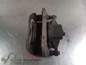 Begagnade Främre bromsok, vänster Hyundai i30 Wagon (PDEF5) 1.4 T-GDI 16V Pris € 50,00 Marginaltabell erbjuds av Kleine Staarman B.V. Autodemontage