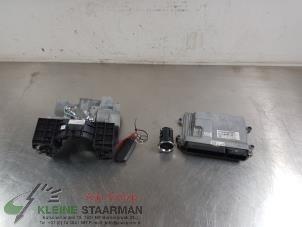 Gebruikte Contactslot + computer Mazda CX-5 II (KF) 2.2 SkyActiv-D 150 16V 2WD Prijs € 250,00 Margeregeling aangeboden door Kleine Staarman B.V. Autodemontage