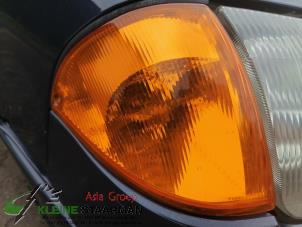 Używane Kierunkowskaz prawy Suzuki Swift (SF310/413) 1.3i 16V Cena na żądanie oferowane przez Kleine Staarman B.V. Autodemontage