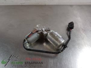 Begagnade Bromsservo Toyota C-HR (X1,X5) 1.8 16V Hybrid Pris € 250,00 Marginaltabell erbjuds av Kleine Staarman B.V. Autodemontage