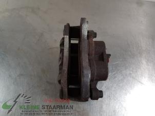 Używane Zacisk hamulcowy lewy przód Mitsubishi Outlander (GF/GG) 2.0 16V PHEV 4x4 Cena € 60,50 Z VAT oferowane przez Kleine Staarman B.V. Autodemontage