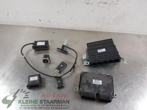 Gebruikte Kontaktslot + computer Mitsubishi Outlander (GF/GG) 2.0 16V PHEV 4x4 Prijs € 302,50 Inclusief btw aangeboden door Kleine Staarman B.V. Autodemontage