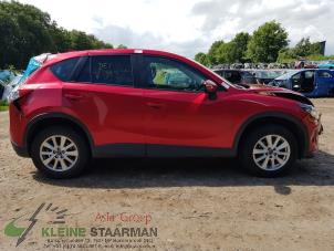 Gebruikte Portier 4Deurs rechts-achter Mazda CX-5 I (KE,GH) 2.2 SkyActiv-D 16V 2WD Prijs € 100,00 Margeregeling aangeboden door Kleine Staarman B.V. Autodemontage