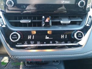 Używane Przelacznik swiatel awaryjnych Toyota Corolla (E21/EA1/EH1) 1.2 16V Turbo Cena na żądanie oferowane przez Kleine Staarman B.V. Autodemontage