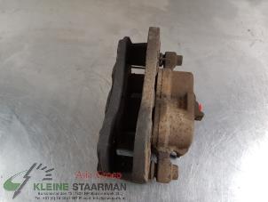 Używane Zacisk hamulcowy prawy przód Mitsubishi Outlander (GF/GG) 2.2 DI-D 16V Clear Tec 4x4 Cena € 60,50 Z VAT oferowane przez Kleine Staarman B.V. Autodemontage