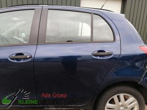 Używane Drzwi lewe tylne wersja 4-drzwiowa Toyota Yaris II (P9) 1.33 16V Dual VVT-I Cena € 100,00 Procedura marży oferowane przez Kleine Staarman B.V. Autodemontage