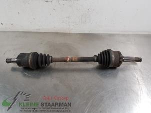 Begagnade Drivaxel, vänster fram Hyundai Atos 1.1 12V Prime Pris € 42,50 Marginaltabell erbjuds av Kleine Staarman B.V. Autodemontage