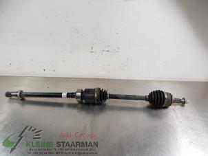 Używane Os napedowa prawy przód Mazda 3 (BP) 2.0 SkyActiv-X 180 M Hybrid 16V Cena € 90,00 Procedura marży oferowane przez Kleine Staarman B.V. Autodemontage