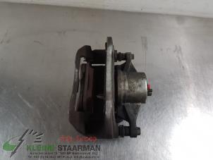 Begagnade Främre bromsok, vänster Hyundai i30 (PDEB5/PDEBB/PDEBD/PDEBE) 1.4 T-GDI 16V Pris € 50,00 Marginaltabell erbjuds av Kleine Staarman B.V. Autodemontage