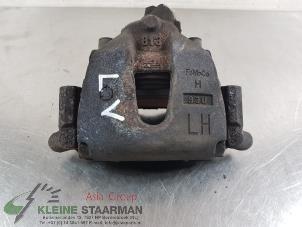 Używane Zacisk hamulcowy lewy przód Mazda 3 Sport (BL14/BLA4/BLB4) 2.0i MZR DISI 16V Cena € 50,00 Procedura marży oferowane przez Kleine Staarman B.V. Autodemontage