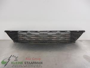 Gebruikte Grille Kia Cee'd Sporty Wagon (EDF) 1.4 16V Prijs € 50,00 Margeregeling aangeboden door Kleine Staarman B.V. Autodemontage