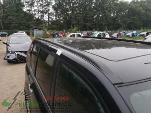 Gebruikte Dakrail rechts Nissan X-Trail (T31) 2.0 XE,SE,LE dCi 16V 4x4 Prijs op aanvraag aangeboden door Kleine Staarman B.V. Autodemontage