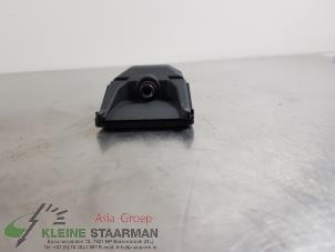 Begagnade Framåtriktad kamera Hyundai i30 (PDEB5/PDEBB/PDEBD/PDEBE) 1.4 T-GDI 16V Pris € 175,00 Marginaltabell erbjuds av Kleine Staarman B.V. Autodemontage