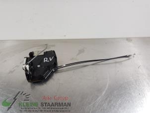 Używane Mechanizm blokady drzwi prawych przednich wersja 4-drzwiowa Suzuki Swift (ZA/ZC/ZD1/2/3/9) 1.5 VVT 16V Cena € 75,00 Procedura marży oferowane przez Kleine Staarman B.V. Autodemontage