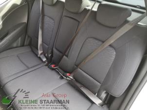 Gebruikte Achterbank Hyundai iX20 (JC) 1.4i 16V Prijs op aanvraag aangeboden door Kleine Staarman B.V. Autodemontage