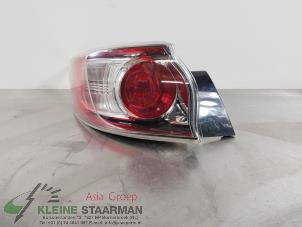 Begagnade Baklykta, vänster Mazda 3 Sport (BL14/BLA4/BLB4) 2.0i MZR 16V Pris € 50,00 Marginaltabell erbjuds av Kleine Staarman B.V. Autodemontage