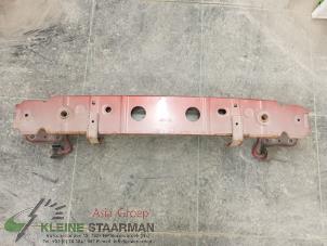 Używane Rama zderzaka tyl Mazda 3 (BM/BN) 2.0 SkyActiv-G 120 16V Cena € 75,00 Procedura marży oferowane przez Kleine Staarman B.V. Autodemontage