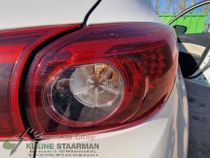 Używane Tylne swiatlo pozycyjne prawe Mazda 3 (BM/BN) 2.2 SkyActiv-D 150 16V Cena € 250,00 Procedura marży oferowane przez Kleine Staarman B.V. Autodemontage
