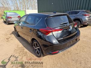 Używane Naroznik karoserii lewy tyl Toyota Auris (E18) 1.8 16V Hybrid Cena na żądanie oferowane przez Kleine Staarman B.V. Autodemontage