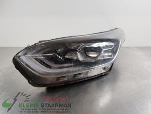 Używane Reflektor lewy Kia Proceed (CD) 1.6 T-GDI 16V DCT Cena € 200,00 Procedura marży oferowane przez Kleine Staarman B.V. Autodemontage