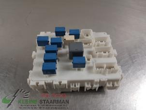 Begagnade Säkringsbox Suzuki Vitara (LY/MY) 1.6 16V DDiS AllGrip Pris € 125,00 Marginaltabell erbjuds av Kleine Staarman B.V. Autodemontage