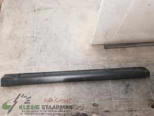 Używane Belka boczna lewa Mitsubishi Outlander (GF/GG) 2.2 DI-D 16V Clear Tec 4x4 Cena € 121,00 Z VAT oferowane przez Kleine Staarman B.V. Autodemontage