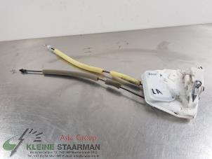 Używane Mechanizm blokady drzwi lewych tylnych wersja 4-drzwiowa Mazda 3 (BM/BN) 2.2 SkyActiv-D 150 16V Cena € 60,00 Procedura marży oferowane przez Kleine Staarman B.V. Autodemontage