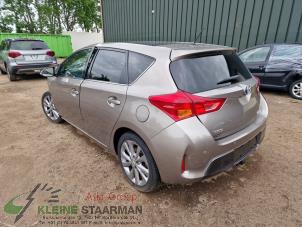 Używane Naroznik karoserii lewy tyl Toyota Auris (E18) 1.8 16V Hybrid Cena na żądanie oferowane przez Kleine Staarman B.V. Autodemontage