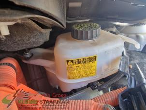 Gebruikte Rembekrachtiger Toyota Yaris III (P13) 1.5 16V Hybrid Prijs € 100,00 Margeregeling aangeboden door Kleine Staarman B.V. Autodemontage