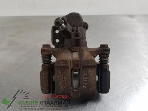 Używane Zacisk hamulcowy lewy tyl Suzuki Swift (ZA/ZC/ZD1/2/3/9) 1.6 Sport VVT 16V Cena € 50,00 Procedura marży oferowane przez Kleine Staarman B.V. Autodemontage