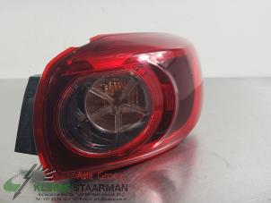 Używane Tylne swiatlo pozycyjne prawe Mazda 3 (BM/BN) 2.0 SkyActiv-G 165 16V Cena € 175,00 Procedura marży oferowane przez Kleine Staarman B.V. Autodemontage