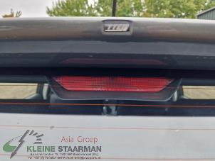 Używane Dodatkowe swiatlo stopu srodek Toyota Corolla (E12) 1.4 16V VVT-i Cena na żądanie oferowane przez Kleine Staarman B.V. Autodemontage