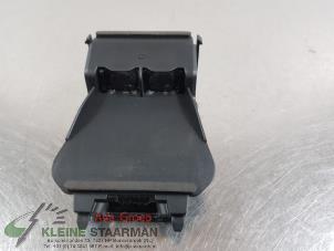 Używane Kamera przednia Mazda 3 (BM/BN) 2.2 SkyActiv-D 150 16V Cena € 250,00 Procedura marży oferowane przez Kleine Staarman B.V. Autodemontage