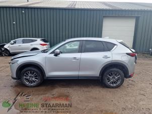 Gebruikte Kokerbalk links Mazda CX-5 II (KF) 2.2 SkyActiv-D 150 16V 2WD Prijs op aanvraag aangeboden door Kleine Staarman B.V. Autodemontage