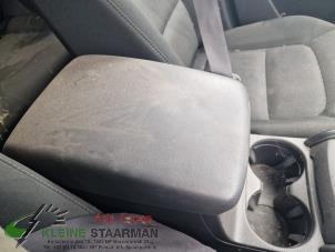Gebruikte Armsteun Mazda CX-5 II (KF) 2.2 SkyActiv-D 150 16V 2WD Prijs op aanvraag aangeboden door Kleine Staarman B.V. Autodemontage