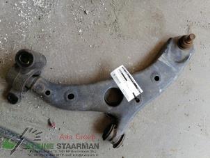 Używane Wahacz zawieszenia dolny lewy przód Mazda CX-5 I (KE,GH) 2.0 SkyActiv-G 16V 2WD Cena na żądanie oferowane przez Kleine Staarman B.V. Autodemontage