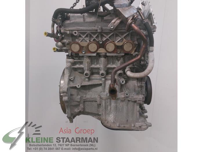 Motor van een Toyota Yaris III (P13) 1.5 16V Hybrid 2019