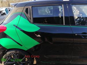 Używane Drzwi prawe tylne wersja 4-drzwiowa Suzuki Swift (ZC/ZD) 1.4 Booster Jet Sport Turbo 16V Cena € 300,00 Procedura marży oferowane przez Kleine Staarman B.V. Autodemontage
