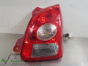 Begagnade Baklykta, höger Suzuki Alto 1.0 12V Pris € 42,50 Marginaltabell erbjuds av Kleine Staarman B.V. Autodemontage