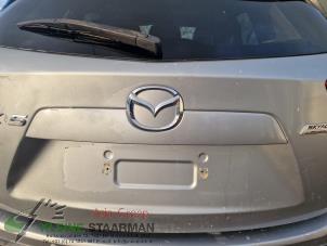 Gebruikte Handgreep Achterklep Mazda CX-5 I (KE,GH) 2.2 SkyActiv-D 150 16V 2WD Prijs op aanvraag aangeboden door Kleine Staarman B.V. Autodemontage