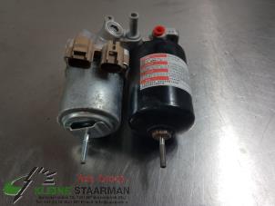 Gebruikte Rembekrachtiger Toyota Yaris III (P13) 1.5 16V Hybrid Prijs € 100,00 Margeregeling aangeboden door Kleine Staarman B.V. Autodemontage