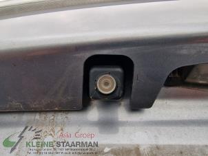 Używane Kamera cofania Mitsubishi Outlander (GF/GG) 2.2 DI-D 16V Clear Tec 4x4 Cena na żądanie oferowane przez Kleine Staarman B.V. Autodemontage
