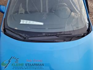 Używane Ramie wycieraczki przedniej Nissan Micra (K14) 1.0 IG-T 100 Cena na żądanie oferowane przez Kleine Staarman B.V. Autodemontage