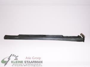 Begagnade Sidokjol, höger Mazda CX-3 (DJ/DK) 2.0 SkyActiv-G 120 Pris € 100,00 Marginaltabell erbjuds av Kleine Staarman B.V. Autodemontage