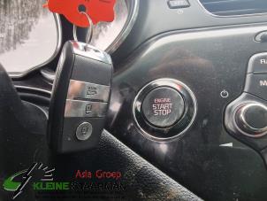 Używane Stacyjka + sterownik Kia Pro cee'd (JDB3) 1.6 GDI 16V Cena na żądanie oferowane przez Kleine Staarman B.V. Autodemontage