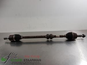 Używane Os napedowa prawy przód Hyundai i30 Wagon (PDEF5) 1.0 T-GDI 12V Cena € 90,00 Procedura marży oferowane przez Kleine Staarman B.V. Autodemontage